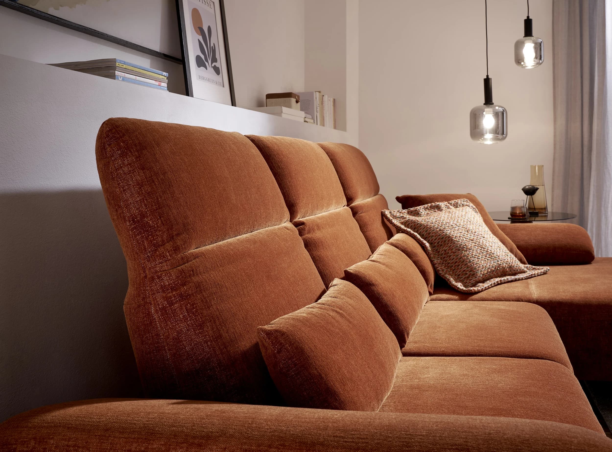 Ecksofa EM Setupal - 2,5-Sitzer mit Longchair rechts, Kopfteil/Armlehne/Rücken verstellbar, Stoff, Rost