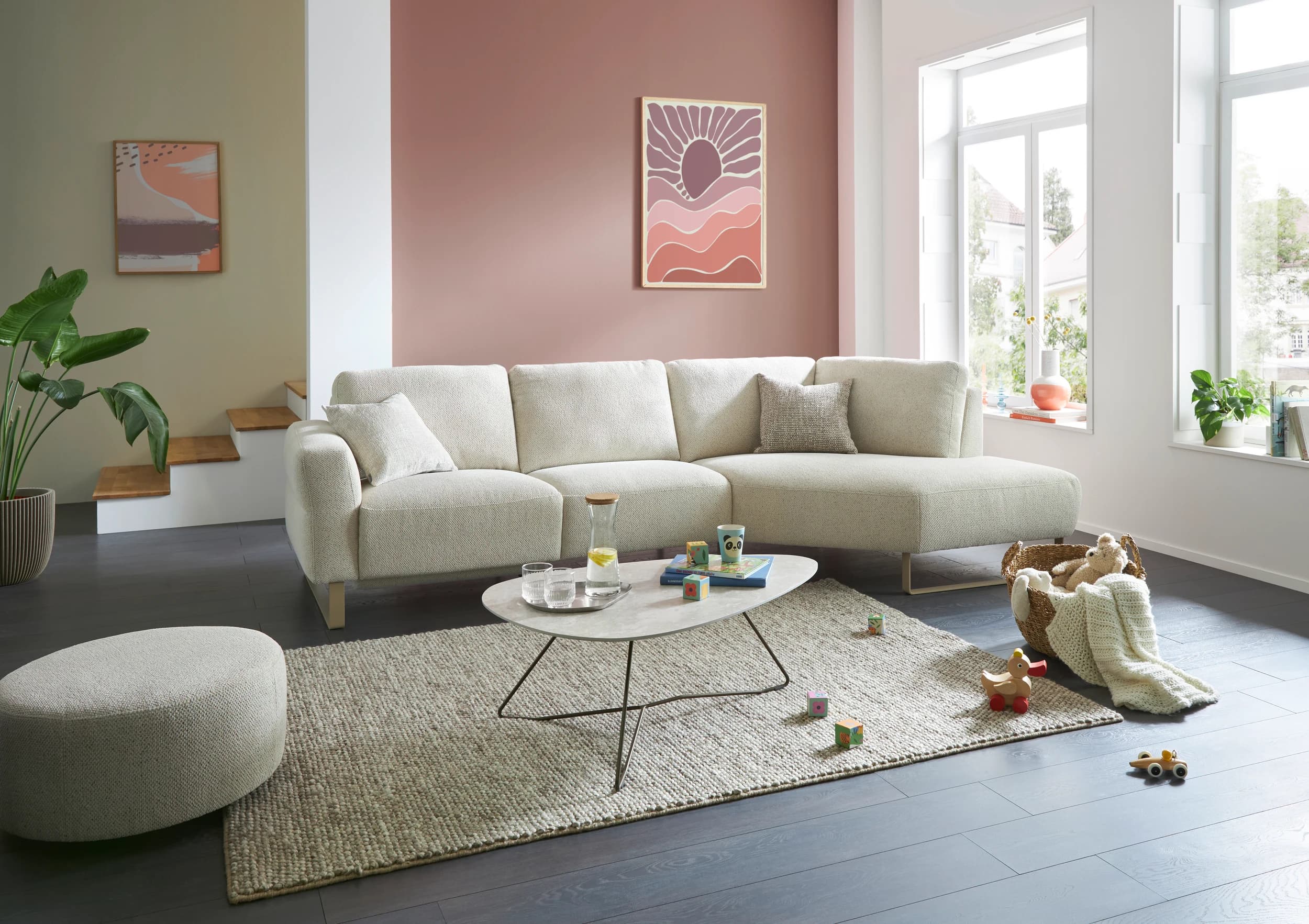 Ecksofa Leona - 2,5-Sitzer mit Ecke rechts inkl. Relaxfunktion motorisch, Stoff, Creme 