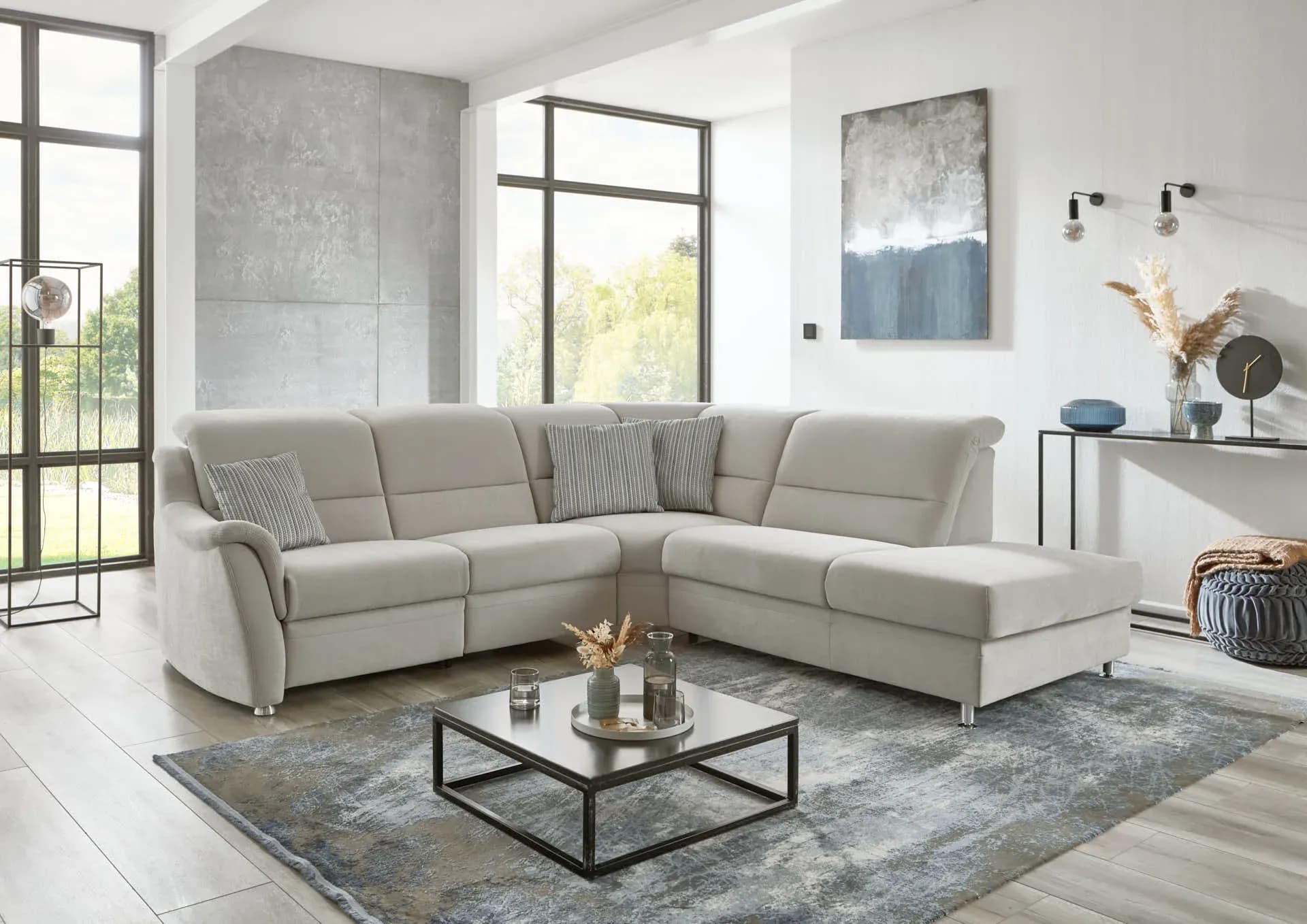 Ecksofa - 2,5-Sitzer mit Ecke rechts, Kopfteil verstellbar, Stoff, Silbergrau