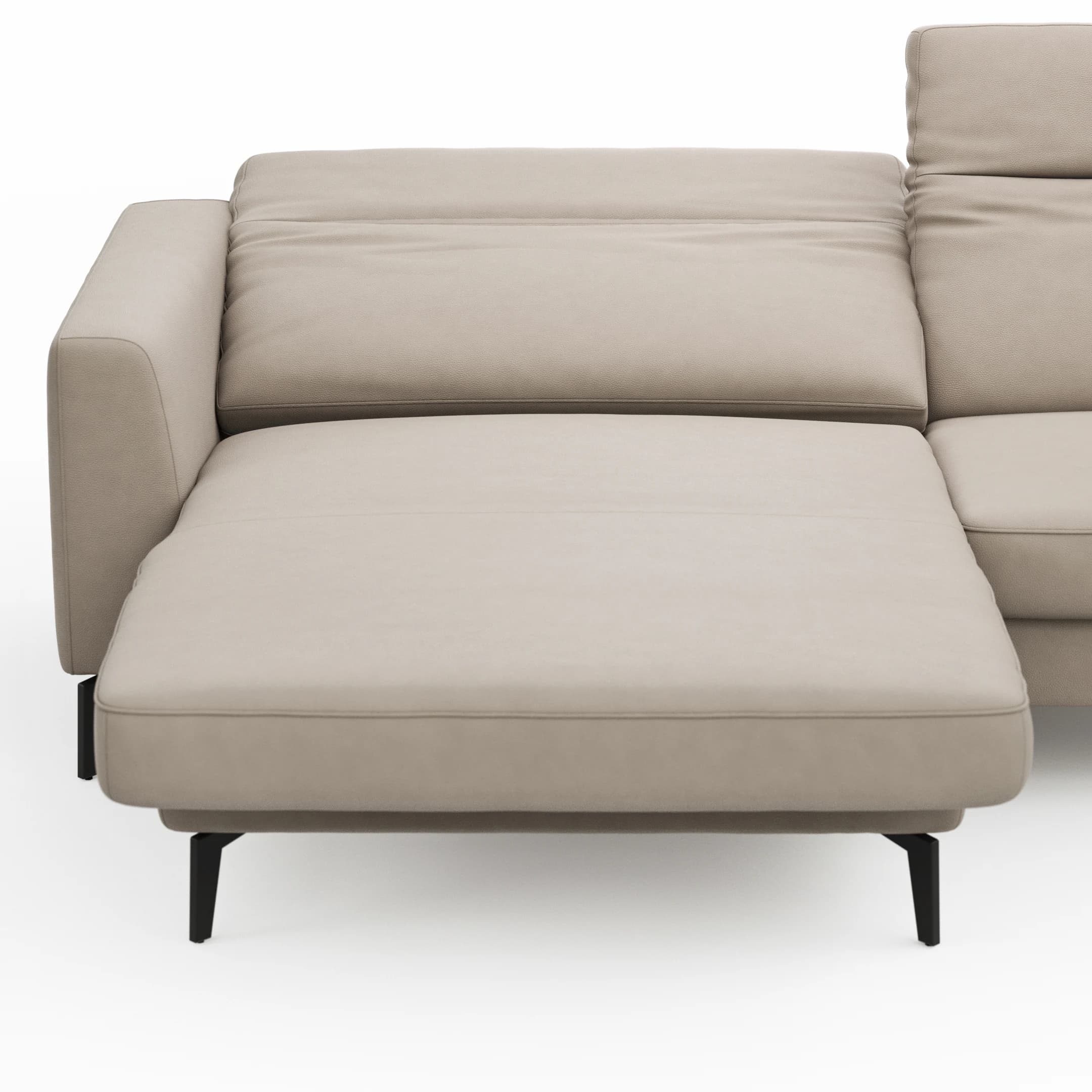 Ecksofa Rafaela 2.0 - Longchair mit 2,5-Sitzer rechts inkl. Sitzvorzug, Kopteilverstellung motorisch und Relaxfunktion motorisch im Longchair, Leder, Champagner