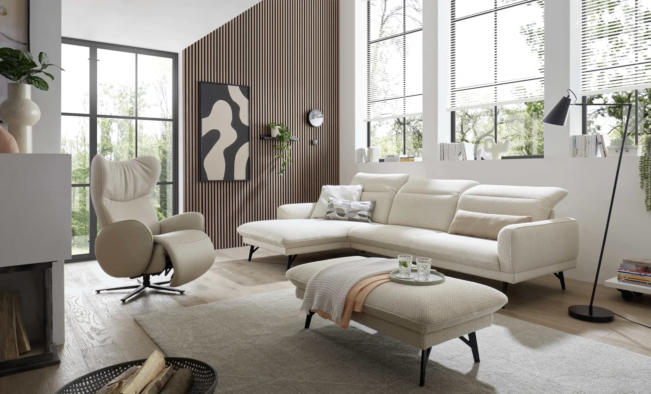 Ecksofa EM Miramar - Longchair links mit 3-Sitzer, Kopfteil/Sitztiefe verstellbar, Stoff, beige
