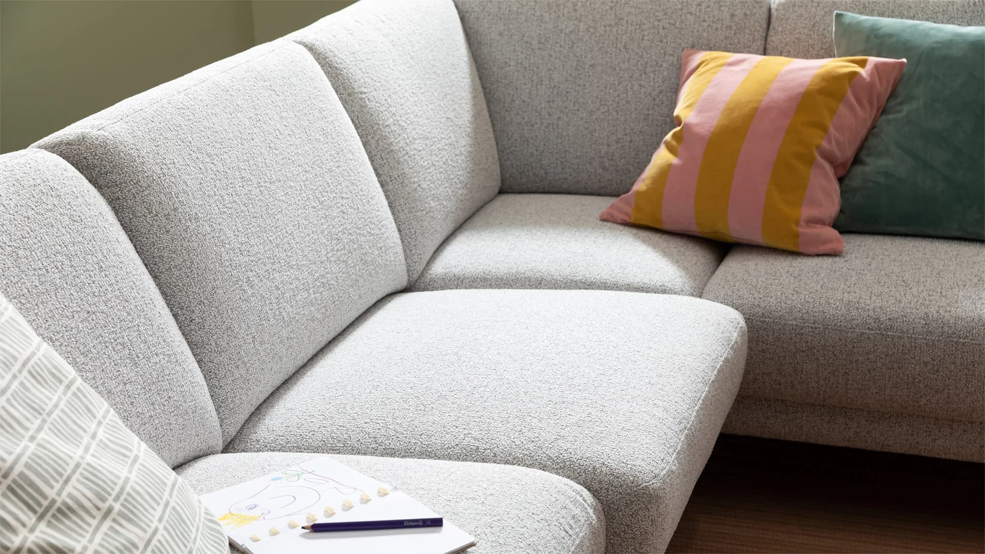 Ecksofa Matero - 2-Sitzer mit Ecke rechts inkl. Relaxfunktion motorisch und Sitzvorzug, Stoff, Hellgrau