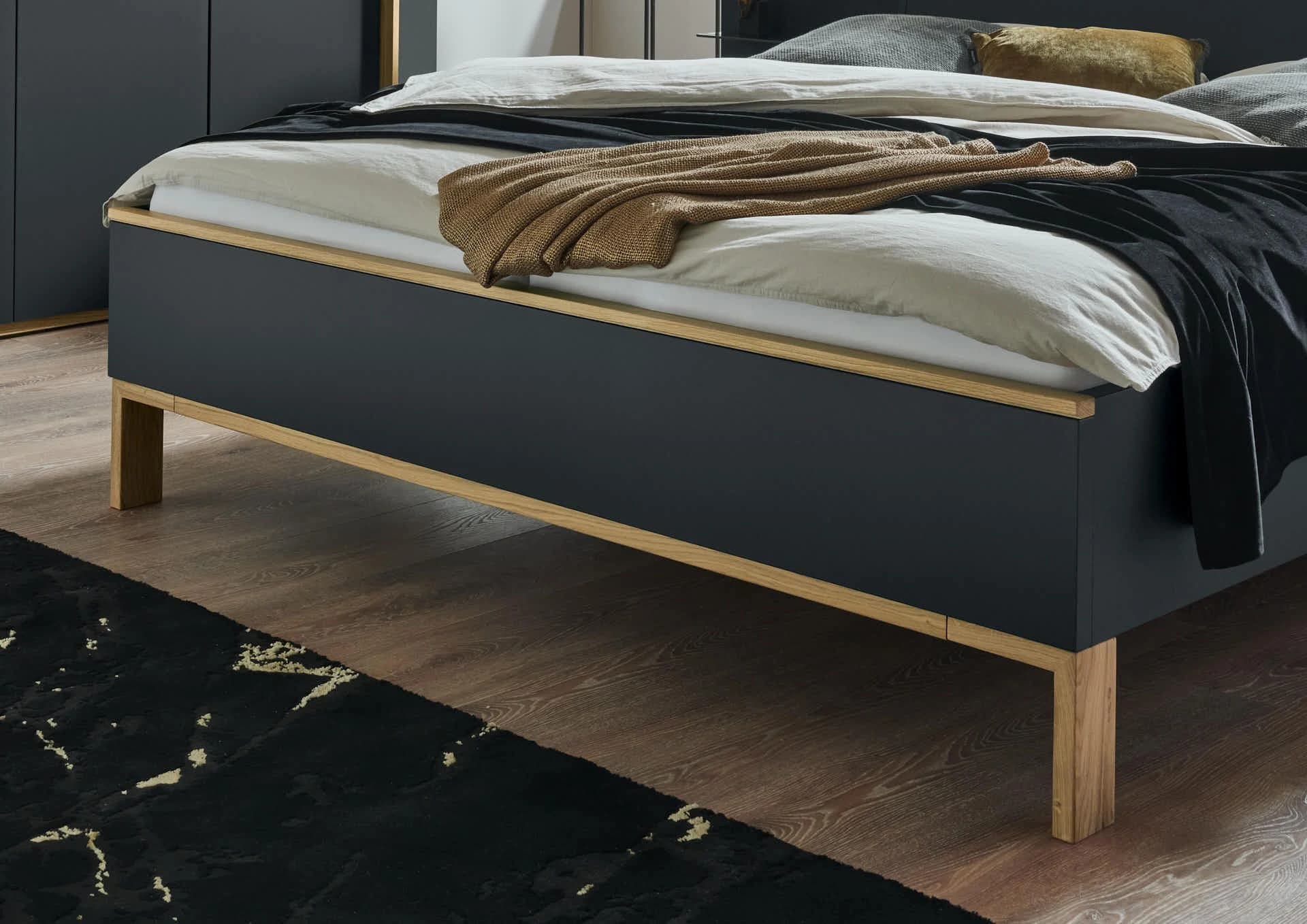 Schlafzimmer - Balkeneiche, Lack, Basalt