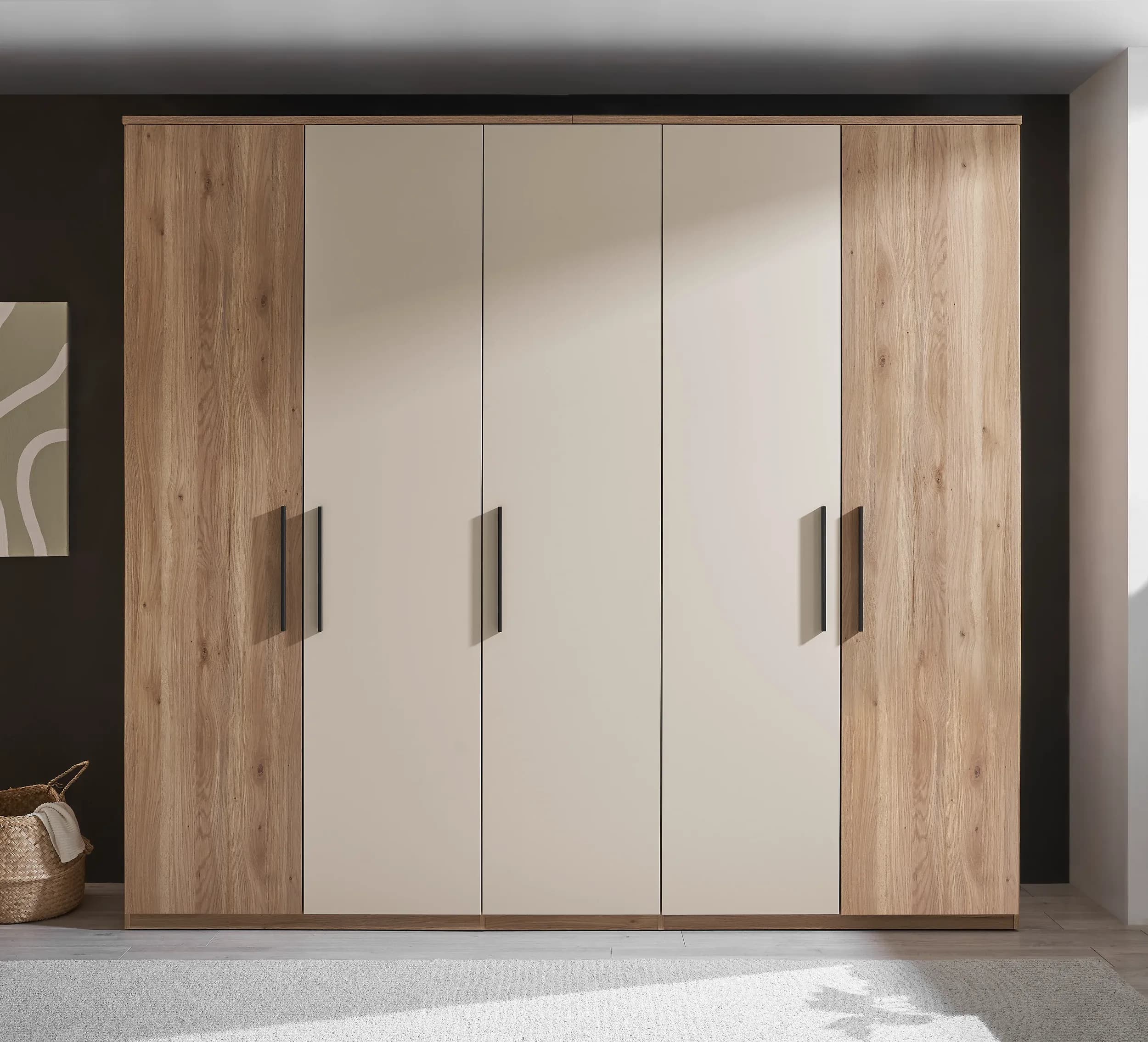 Drehtürenschrank - B. ca. 250,8 cm, Außentüren Holzdekor, Mitteltüren Beige