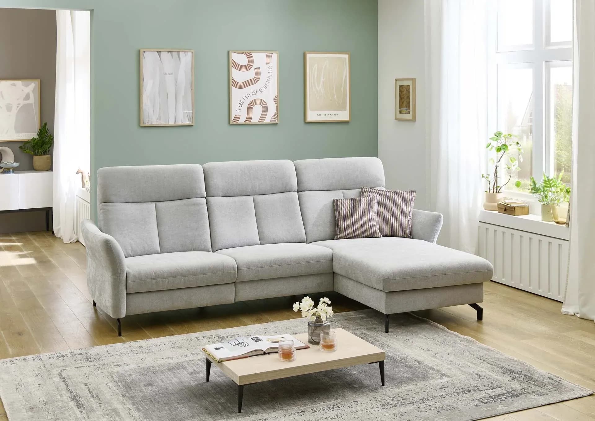 Ecksofa - 2-Sitzer mit Longchair rechts, Kopfteil verstellbar, Stoff, Silbergrau