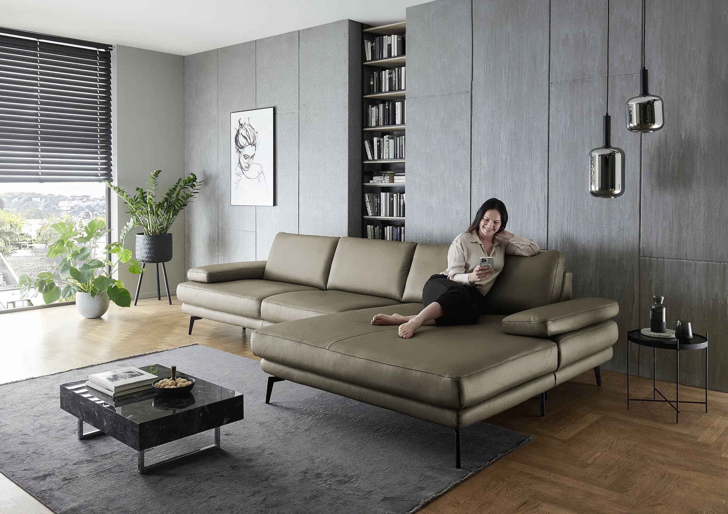 Ecksofa - 3-Sitzer mit Longchair rechts, Leder, Dunkelgrün