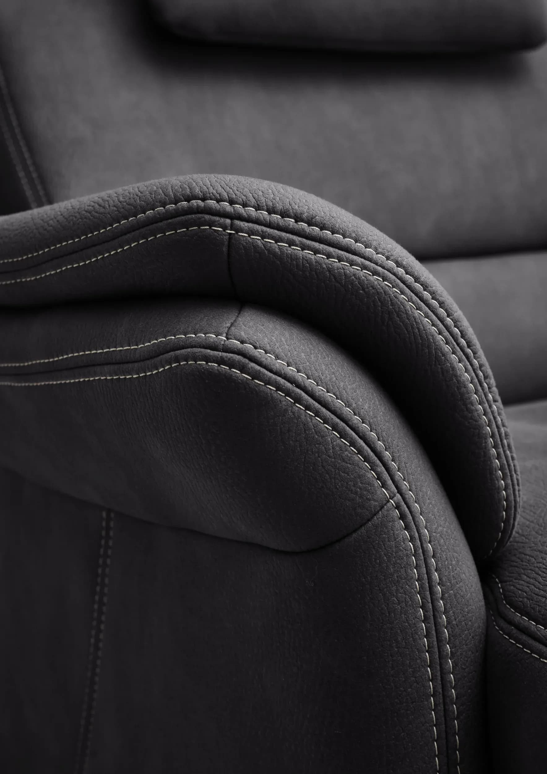 Wohnlandschaft - Longchair links mit 2,5-Sitzer und Ecke rechts inkl. 2 Premiumkopfstützen in Stoff Dunkelgrau