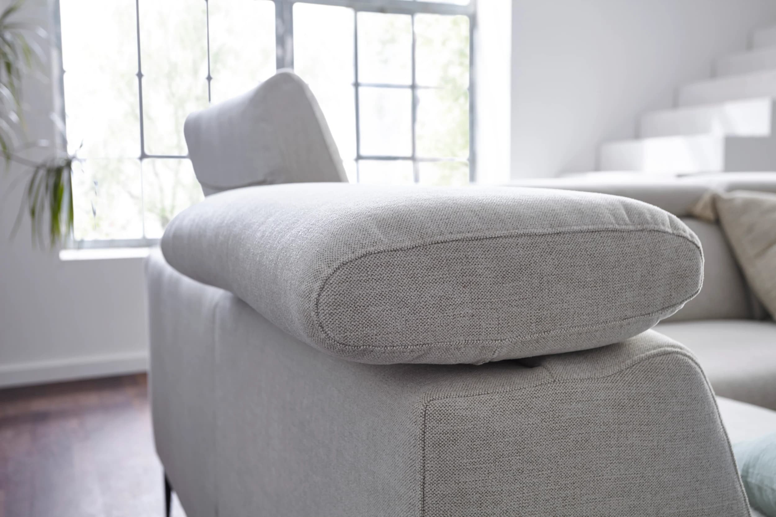 Ecksofa Felipa - Ecke links mit 2,5-Sitzer inkl. Kopfteil verstellbar, Stoff, Natur