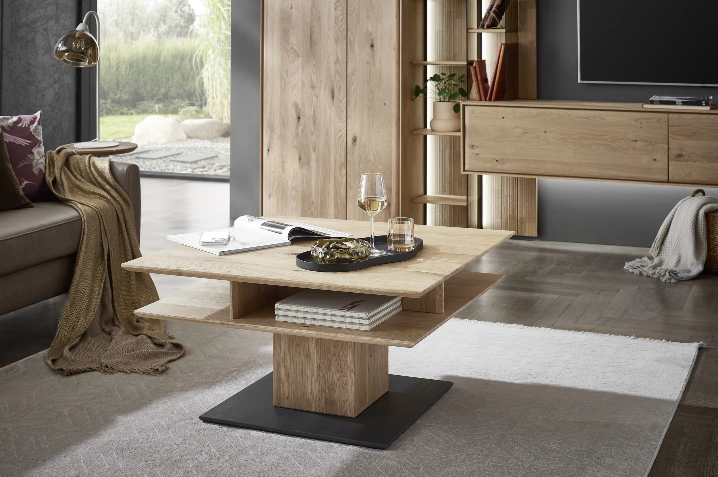 Couchtisch - höhenverstellbar L/B/H 85x85x48/63 cm, Kerneiche massiv