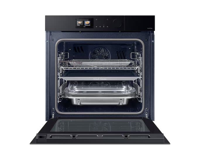 Dual Cook Steam Backofen in Schwarz – Detailansicht