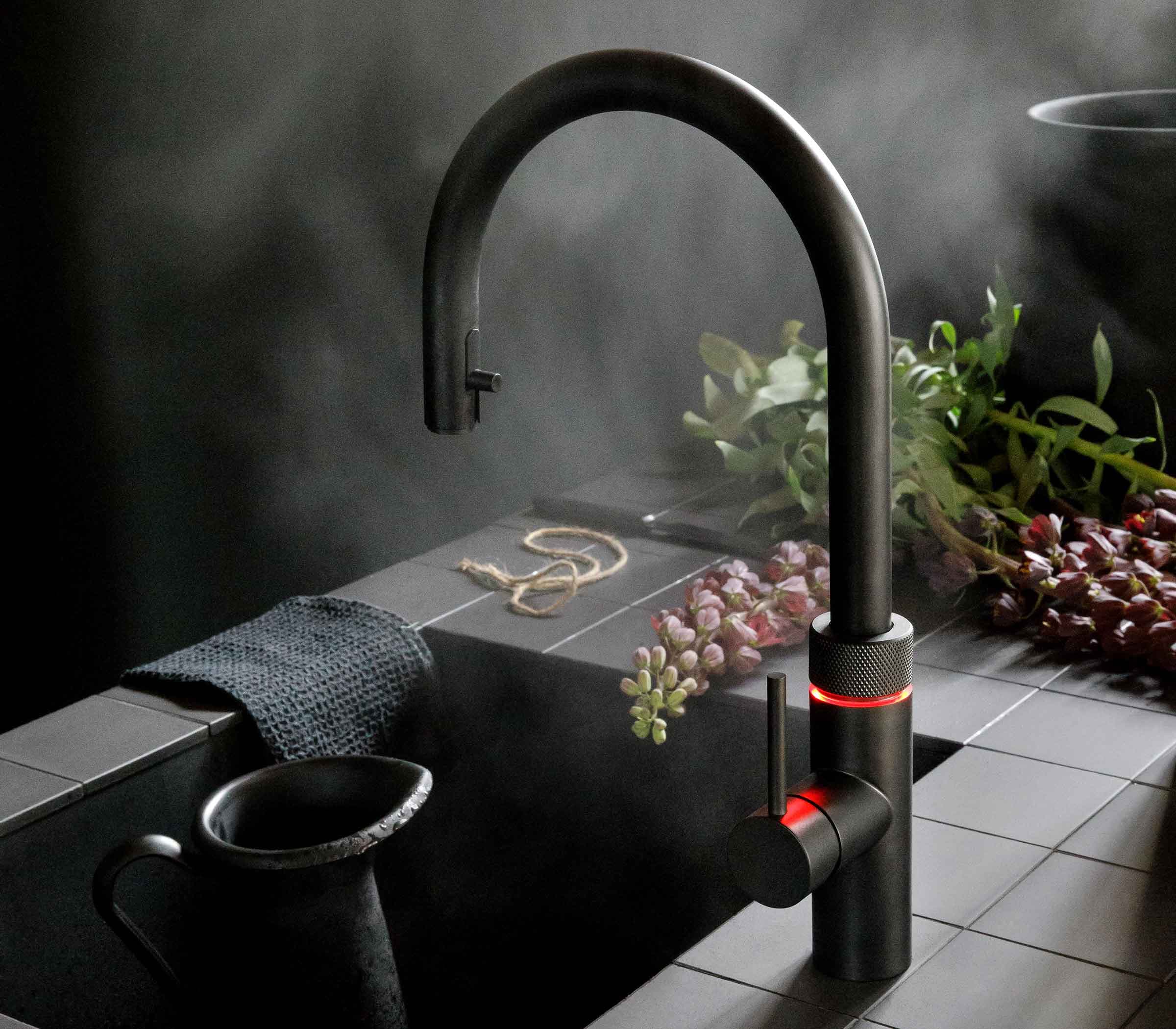 Quooker Flex pro 3 in Schwarz – Küchenzubehör beim Wohnfuchs in Rheinberg