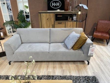 3er Sofa Novara – Ausstellungsstück im Möbelhaus Gottwald – der Wohnfuchs