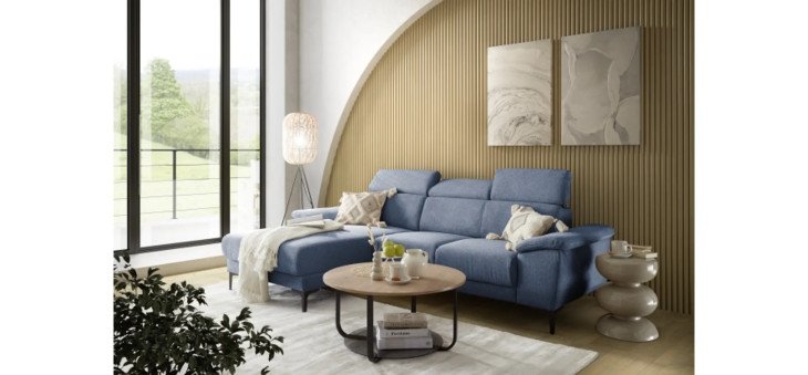 637ff2e514fe0f624a9e49edbc7ddca859ec5213 Ecksofa EZRA links blau Milieubild 1